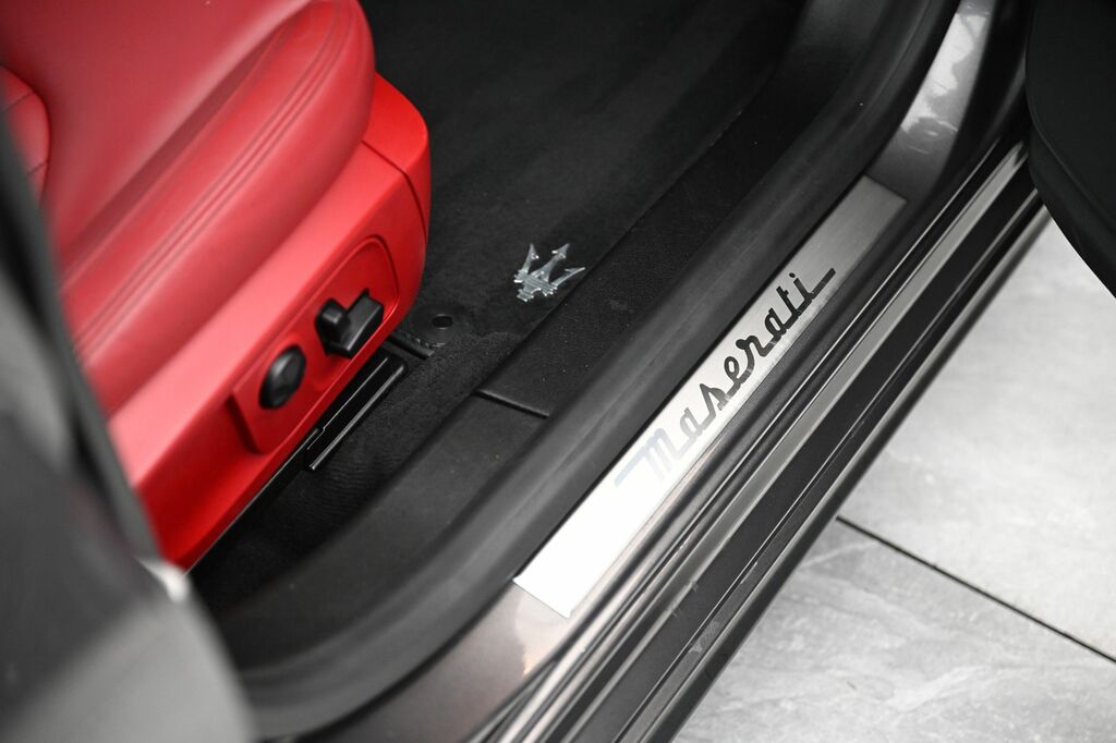 Maserati Ghibli Automatic Black #53