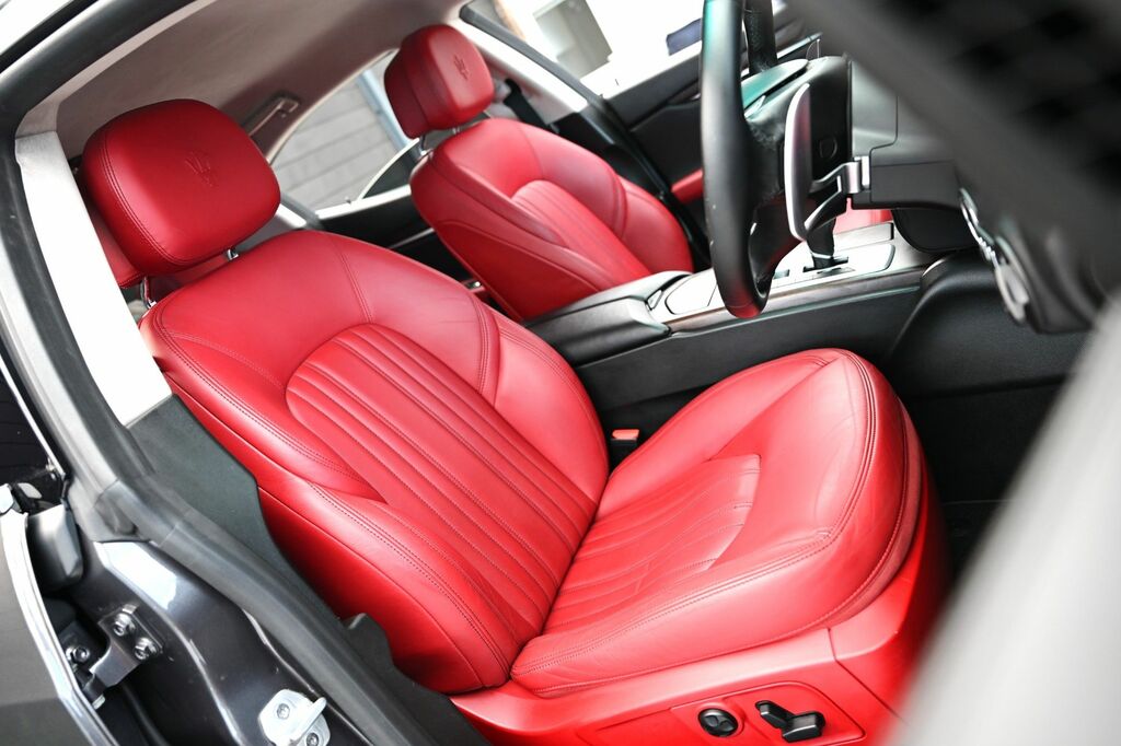 Maserati Ghibli Automatic Black #41