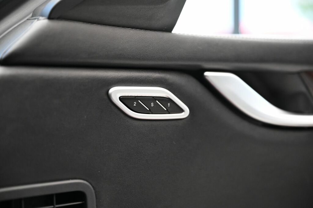 Maserati Ghibli Automatic Black #76