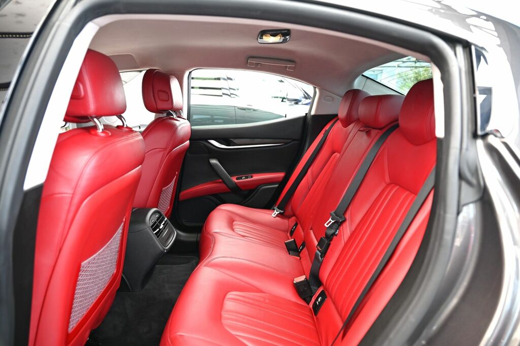 Maserati Ghibli Automatic Black #28