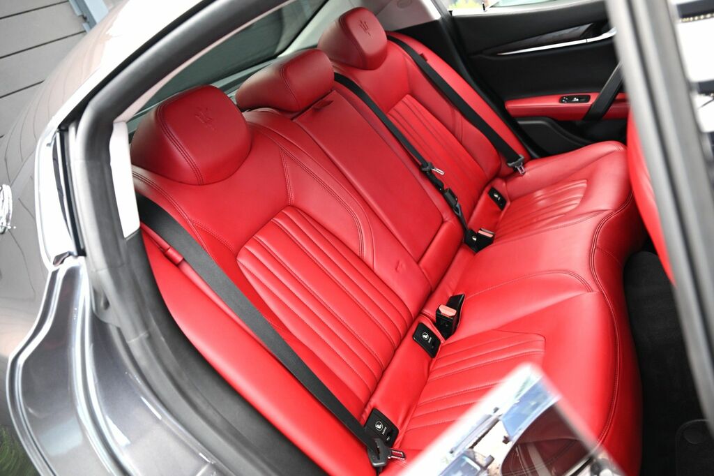 Maserati Ghibli Automatic Black #50