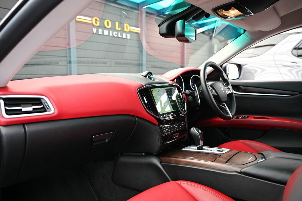 Maserati Ghibli Automatic Black #31