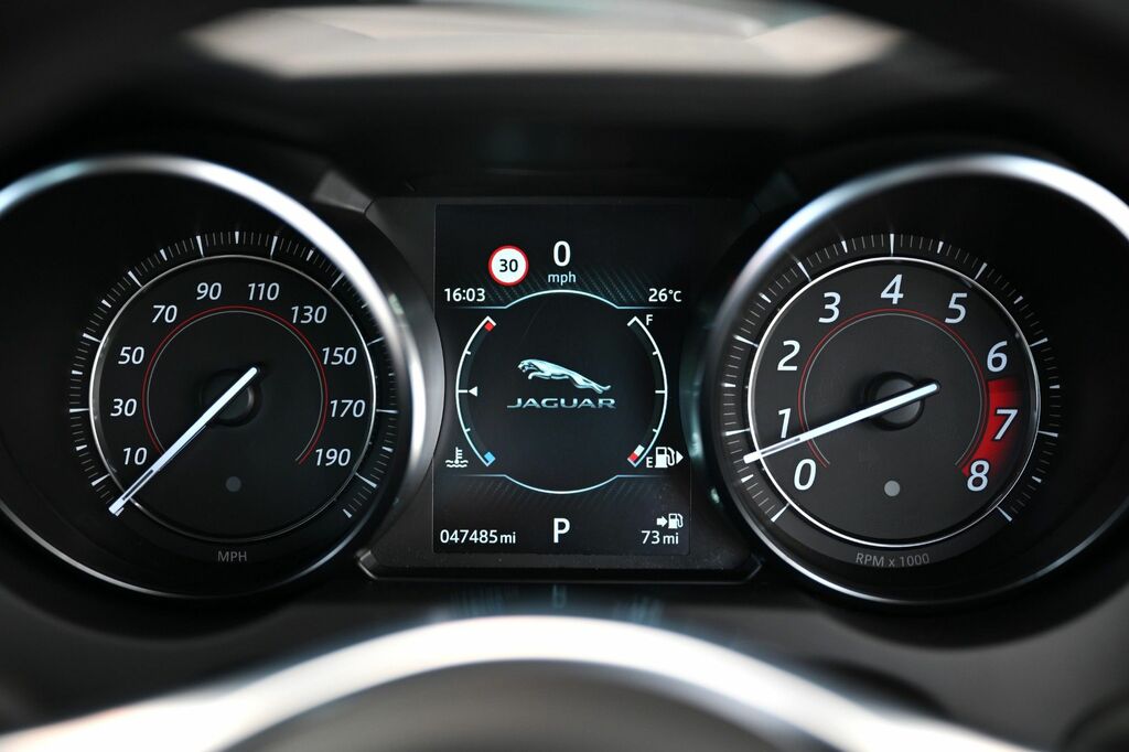 Jaguar F-Type 3.0 Supercharged V6 R-dynamic  #38