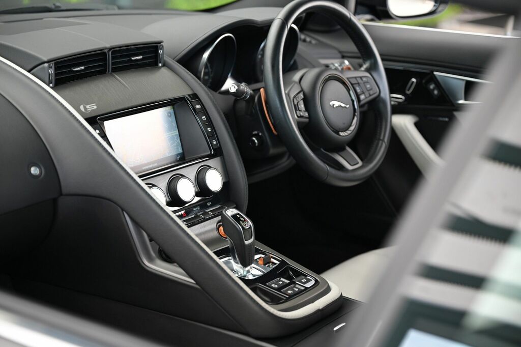 Jaguar F-Type 3.0 V6 S Coupe Euro 6 S S 380 P Black #4