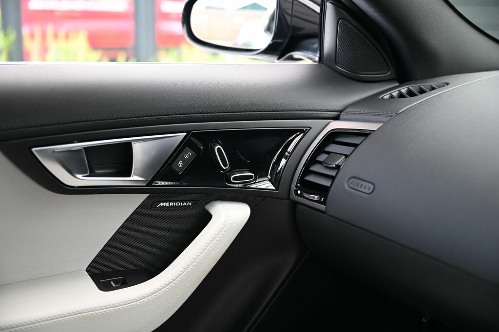 Jaguar F-Type 3.0 V6 S Euro 6 Ss Silver #33