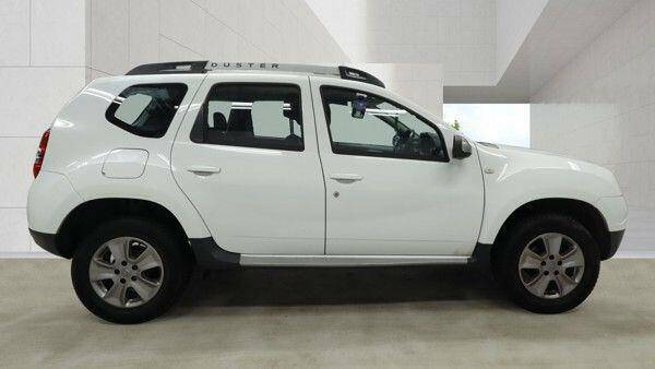 Dacia Duster 1.5 Dci Laureate Euro 6 Ss White #6
