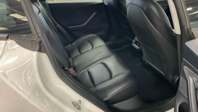 Tesla Model 3 Dual Motor Long Range Saloon 4 White #6