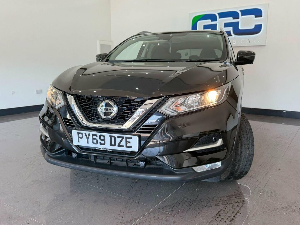 Nissan Qashqai 1.3 Dig-t N-connecta Euro 6 Ss Black #3