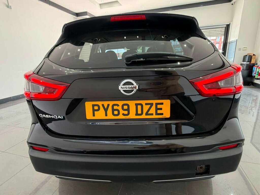Nissan Qashqai 1.3 Dig-t N-connecta Euro 6 Ss Black #5