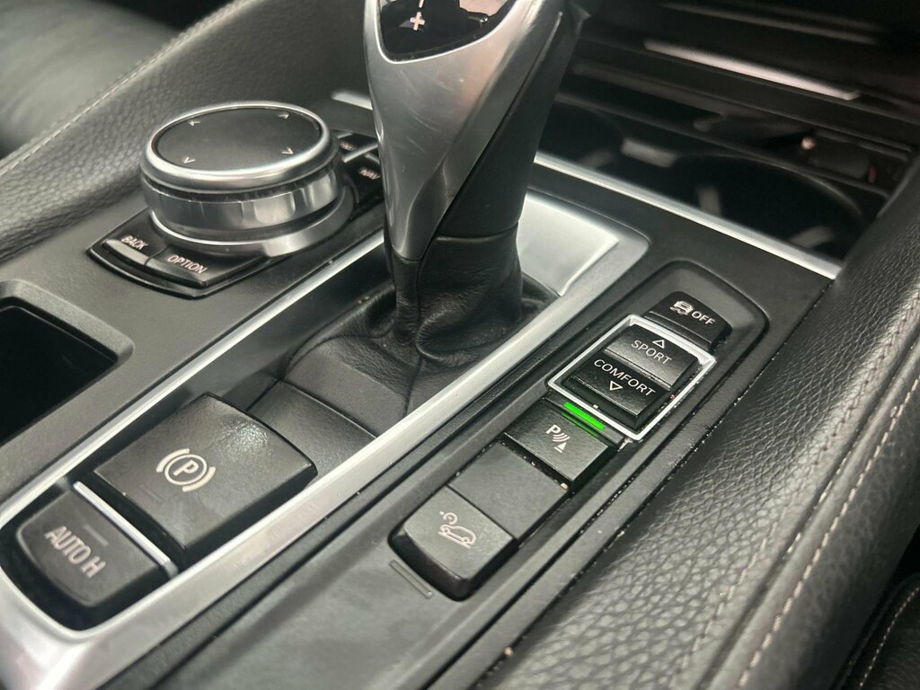 BMW X6 Xdrive30d M Sport White #16
