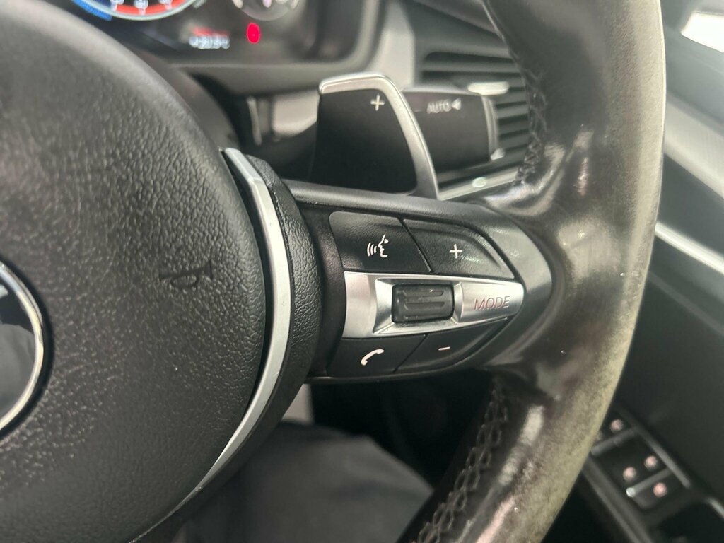 BMW X6 Xdrive30d M Sport White #30