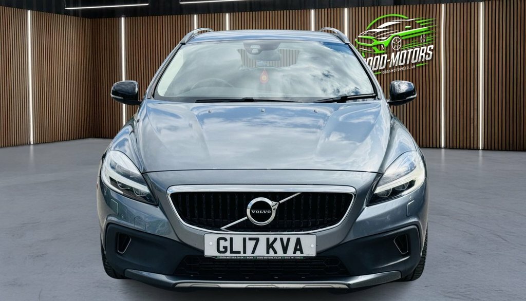 Volvo V40 Cross Country 1.5L Pro Grey #2