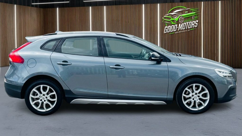 Volvo V40 Cross Country 1.5L Pro Grey #4