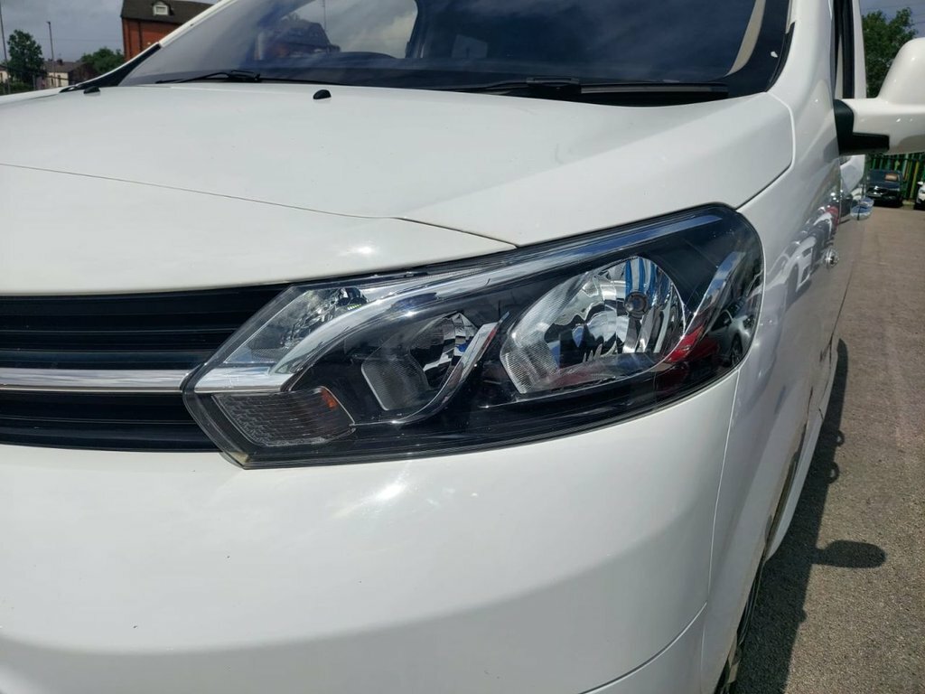 Toyota Proace Verso 2.0D Family Medium Mpv Mwb 8 Seat #13