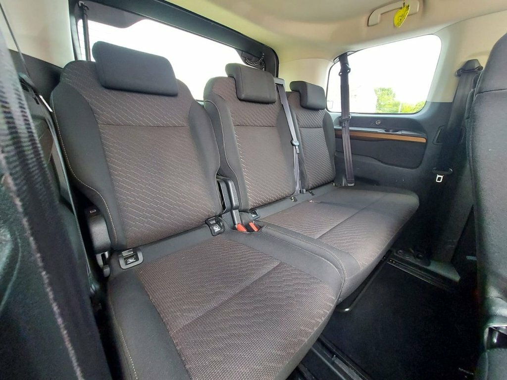 Toyota Proace Verso 2.0D Family Medium Mpv Mwb 8 Seat #29