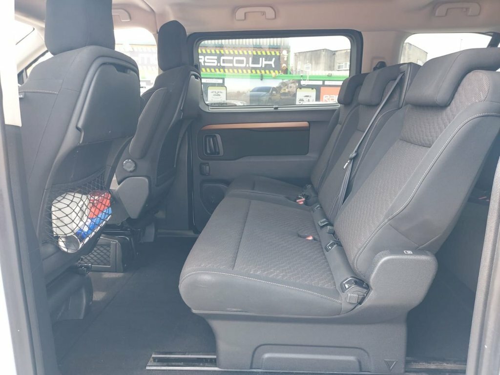 Toyota Proace Verso 2.0D Family Medium Mpv Mwb 8 Seat #27