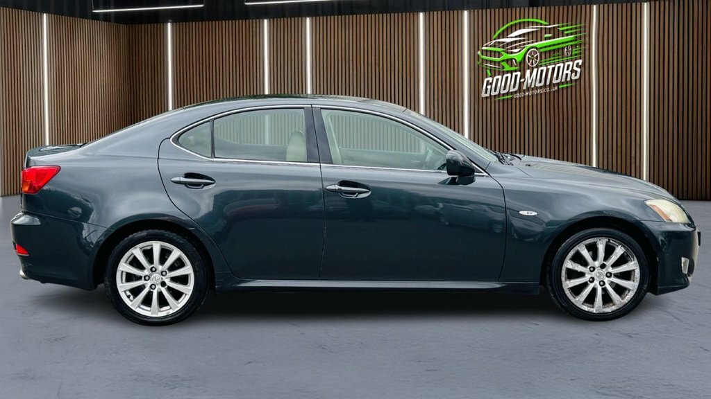 Lexus IS 2L Se Grey #3
