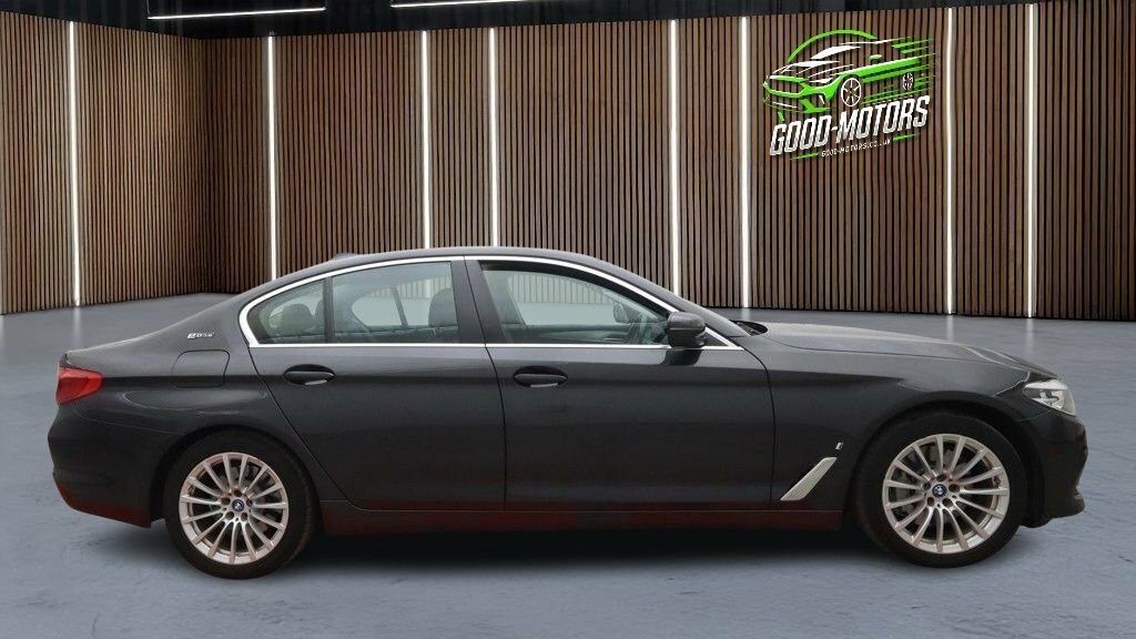 BMW 5 Series 2L Se Grey #3