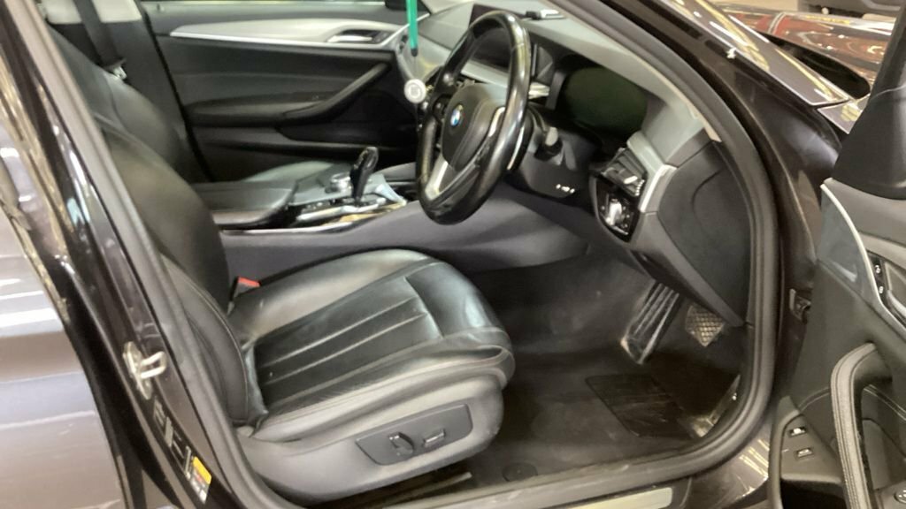 BMW 5 Series 2.0 520D M Sport Touring 188 Bhp Blue #9