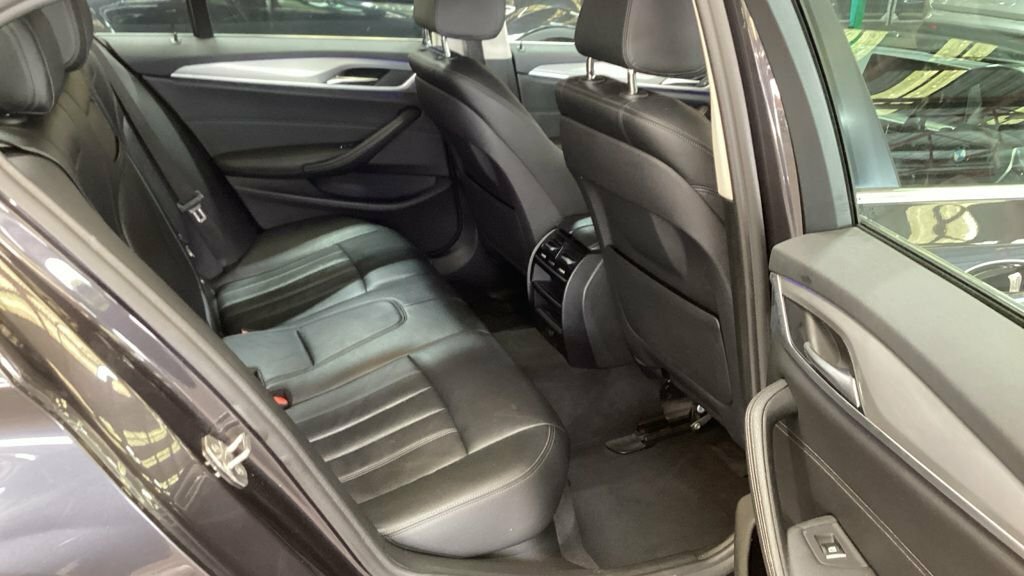 BMW 5 Series 2.0 520D M Sport Touring 188 Bhp Blue #11