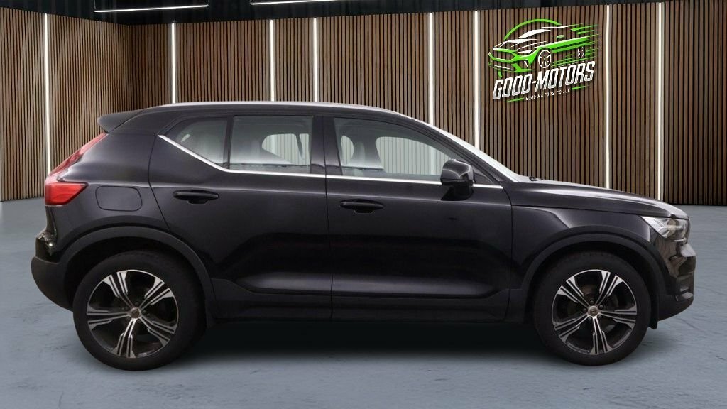Volvo XC40 1.5L Inscription Pro Black #3