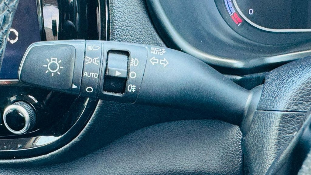 Kia Soul First Edition White #13