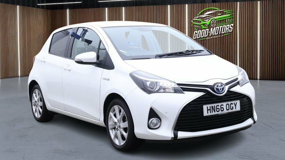 Toyota Yaris 1.0 Vvt-i Icon Euro 6 Red #2