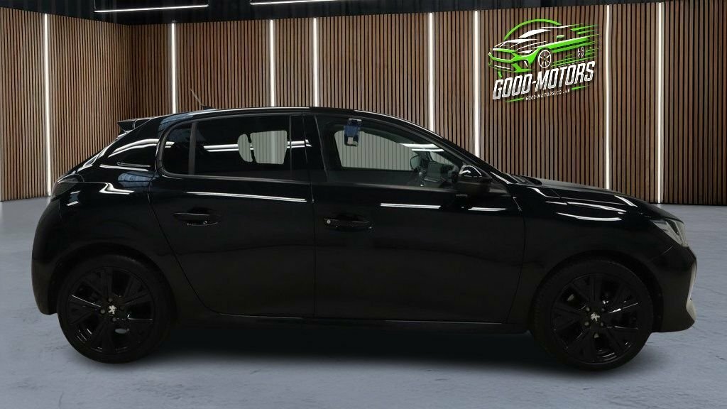 Peugeot 208 1L Allure Black #2