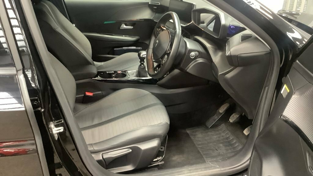 Peugeot 208 1.2 Puretech Gt Line Euro 6 Ss Red #8