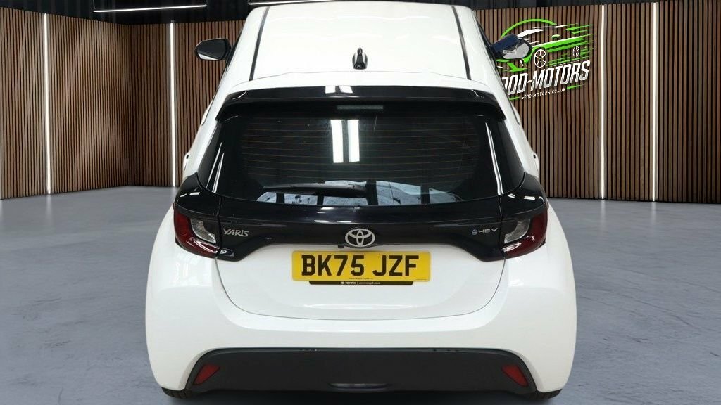 Toyota Yaris 1.5 Vvt-h Gr Sport E-cvt Euro 6 Ss Black #8