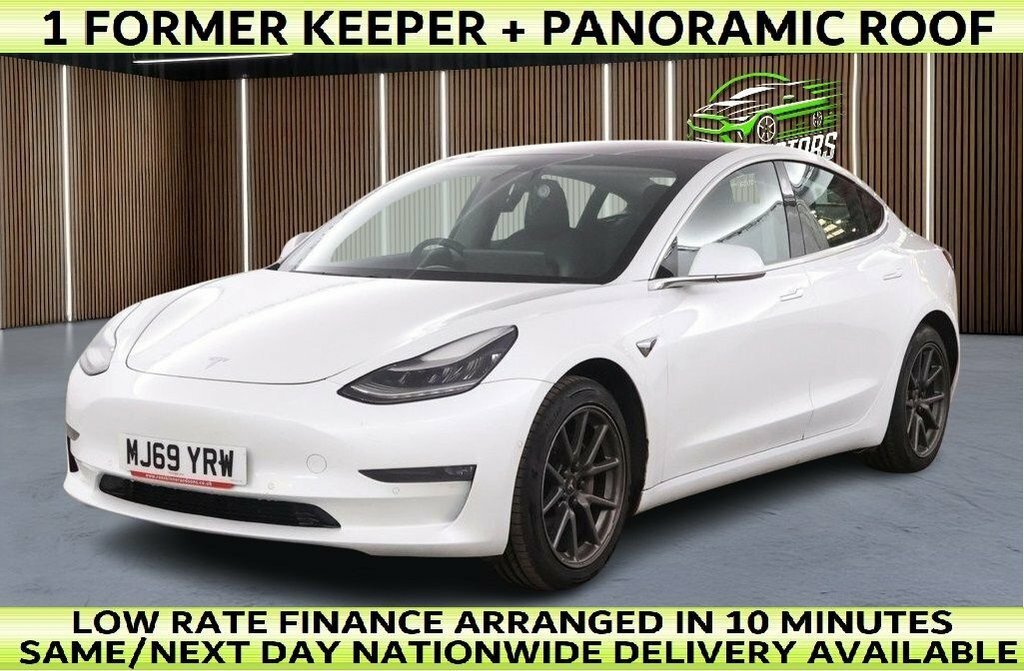 Tesla Model 3 Saloon White