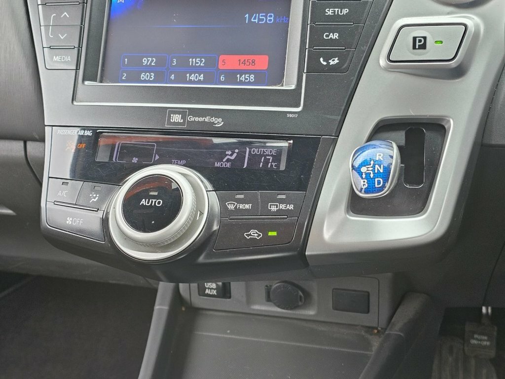 Toyota Prius+ #31