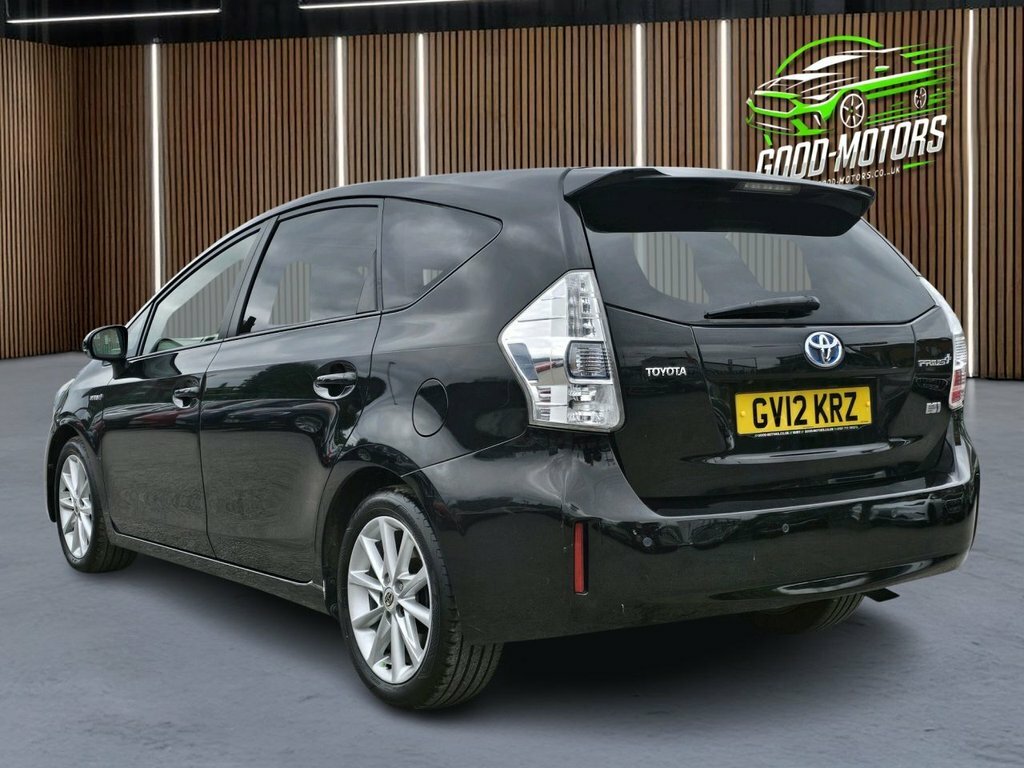 Toyota Prius+ #8