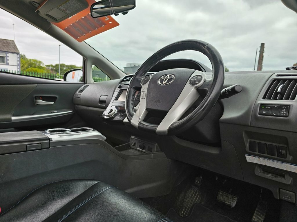 Toyota Prius+ #10