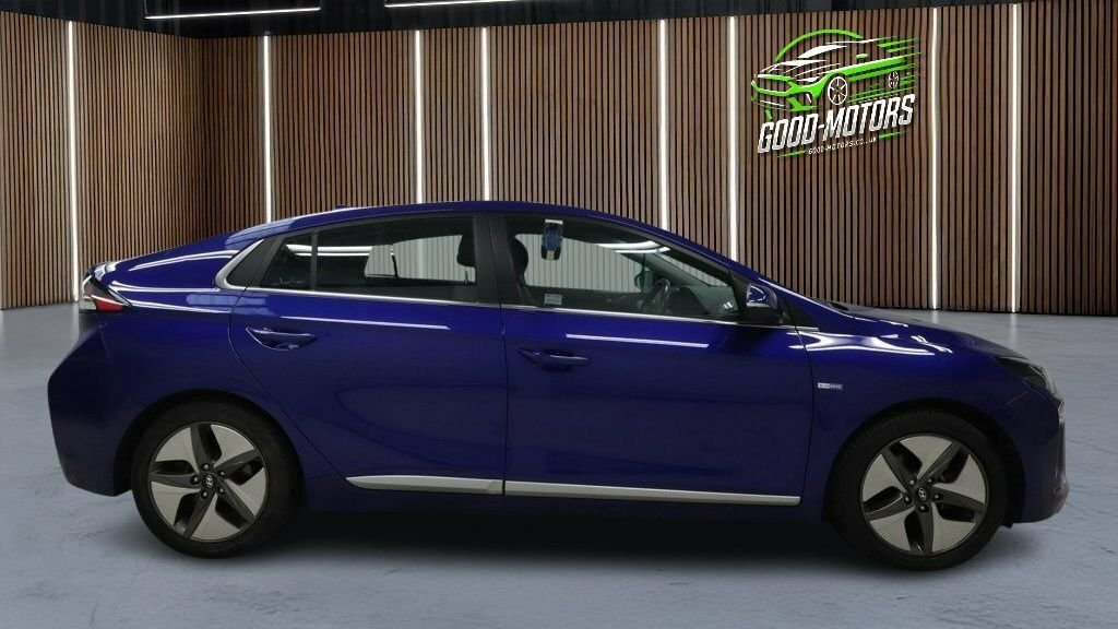 Hyundai Ioniq Hatchback Blue #3