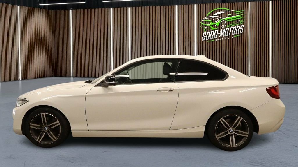 BMW 2 Series Gran Coupe 2L Sport White #4