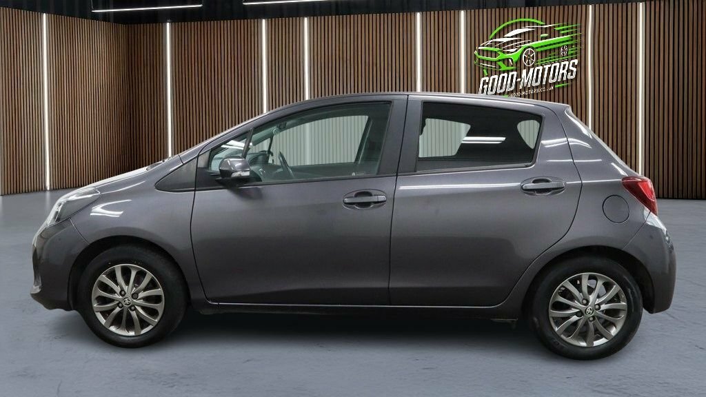 Toyota Yaris 1.5 Vvt-i Excel Black #6