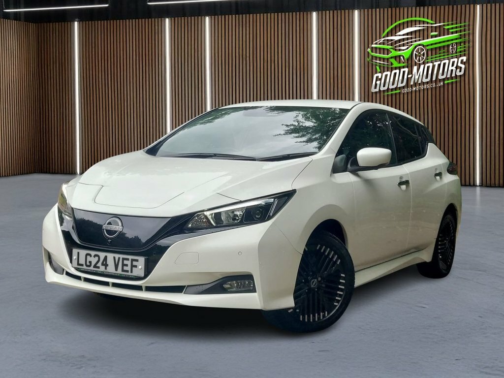 Nissan Leaf Hatchback White #2