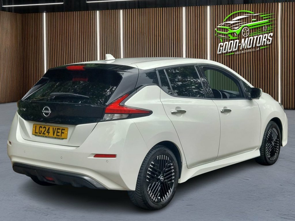 Nissan Leaf Hatchback White #6