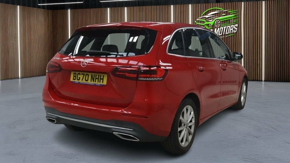 Mercedes-Benz B Class 2L Sport Red #4
