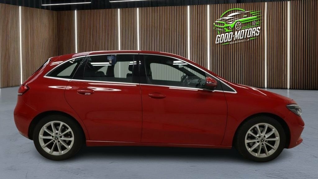 Mercedes-Benz B Class 2L Sport Red #3