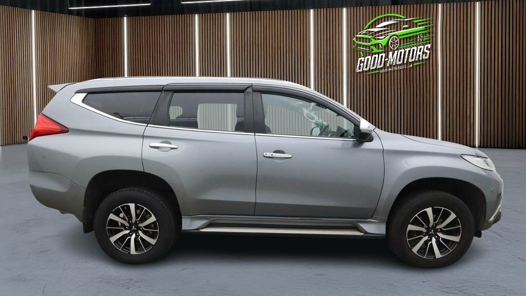 Mitsubishi Shogun Sport 2.4L 4 Grey #4