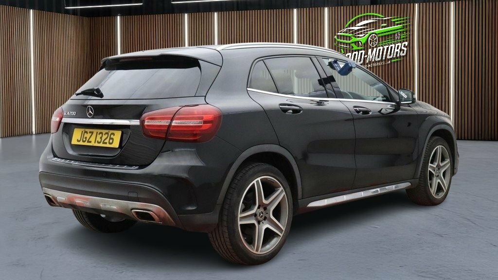 Mercedes-Benz GLA Class 1.6L Amg Line Black #4