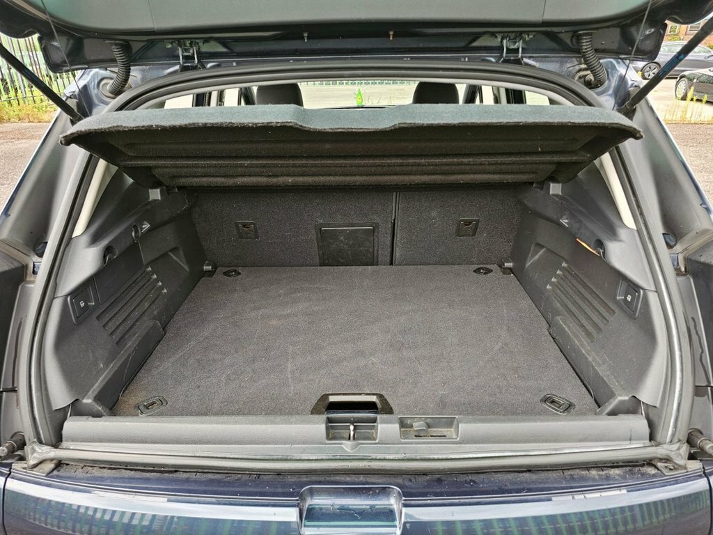Peugeot 3008 Active Grey #18