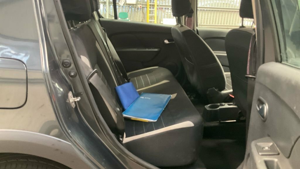 Dacia Sandero Stepway Dacia Sandero Stepway 0.9 Tce Comfort Grey #10