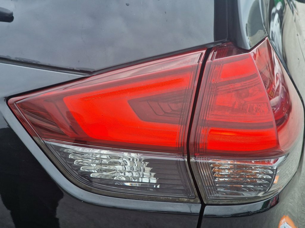 Nissan X-Trail Dci Tekna White #16