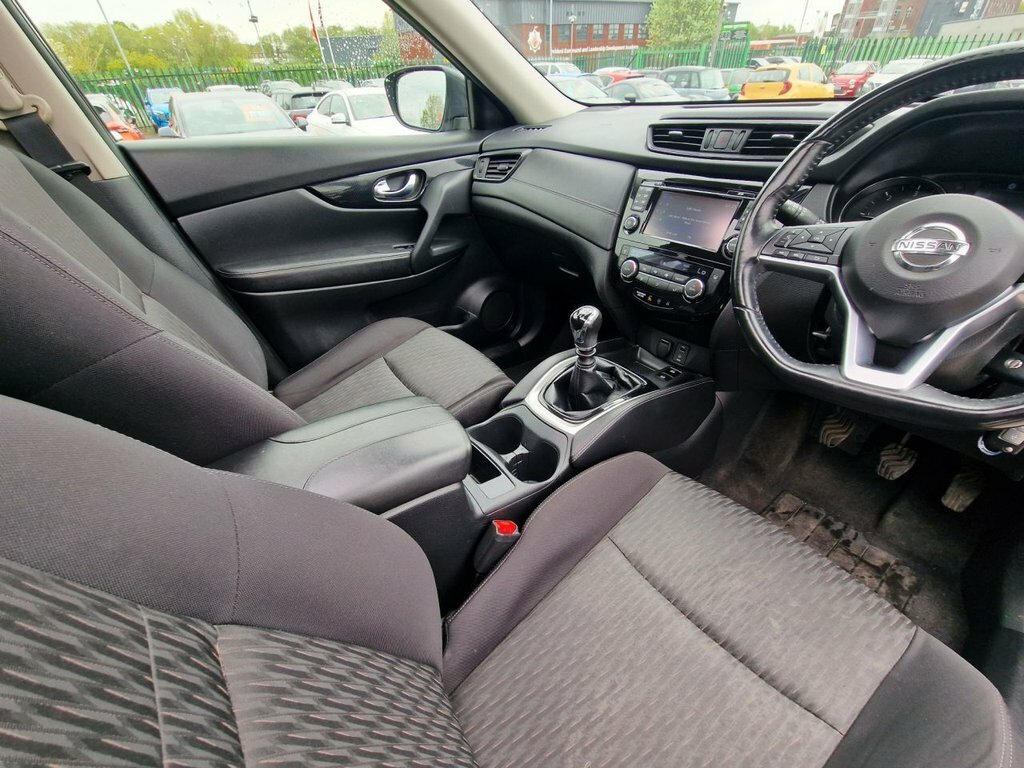 Nissan X-Trail Dci Tekna White #33