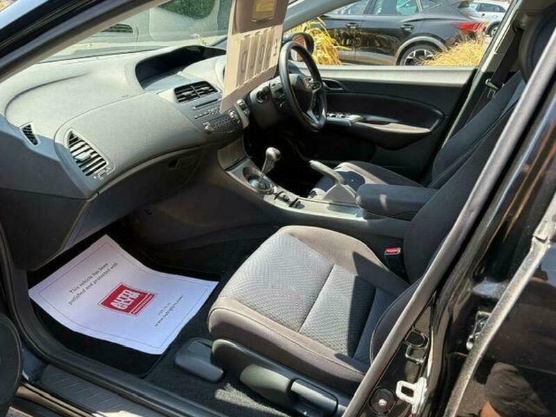 Honda Civic Hatchback Red #10