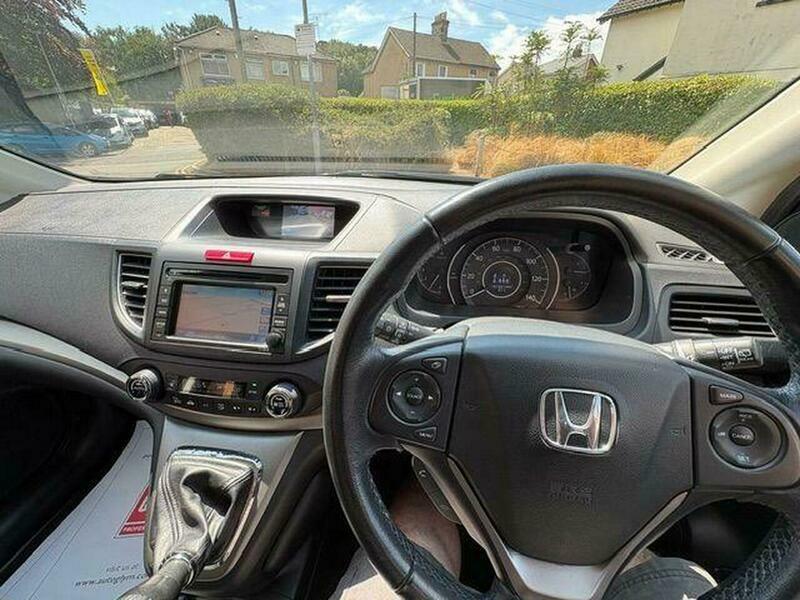 Honda Cr-V I-vtec Sr 5-Door White #9