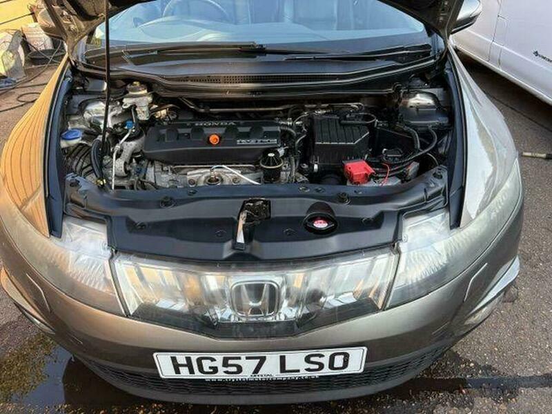 Honda Civic 1.8 I-vtec Sport #11